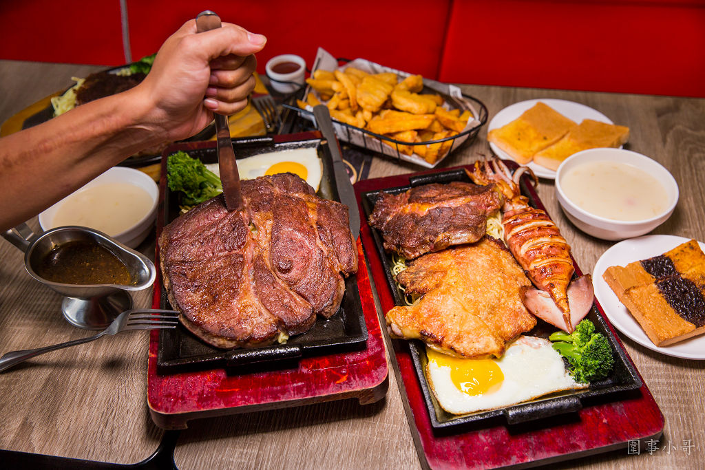 各式排餐美味好吃～雙拼更是划算的牛排館就在這啦！