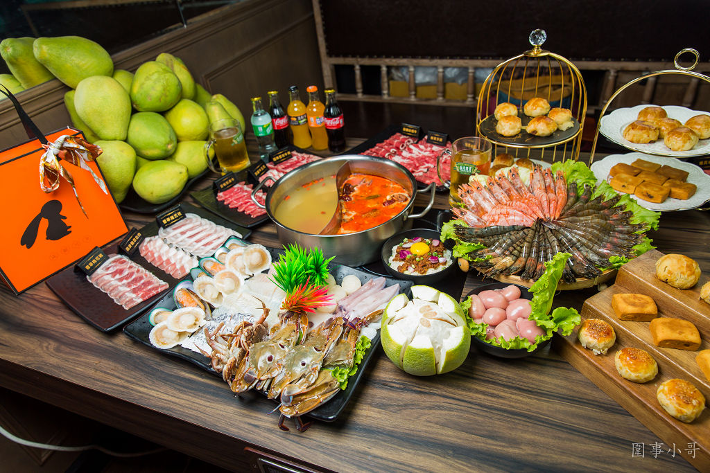 新竹湖口美食-牛柒丼食堂，各式丼飯日式料理美味奔放～還有牛柒犇放三人行超豪邁套餐！肉食男女一起來挑戰。(邀約) @圍事小哥的幸福相框