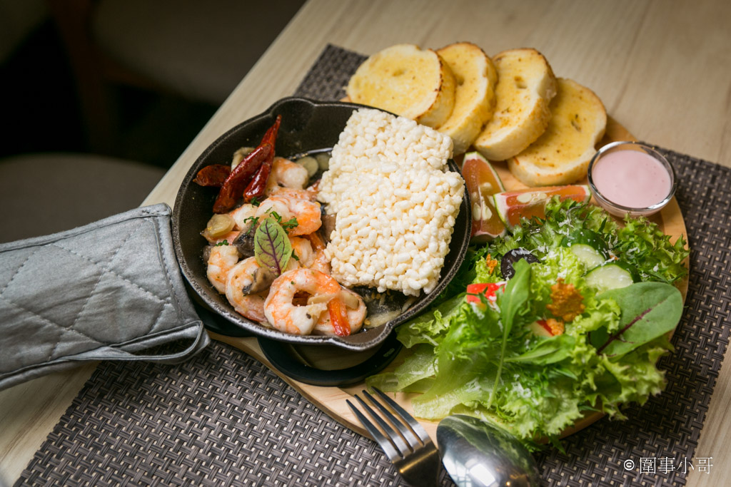 _EON5841 @圍事小哥的幸福相框 _EON5841 @圍事小哥的幸福相框