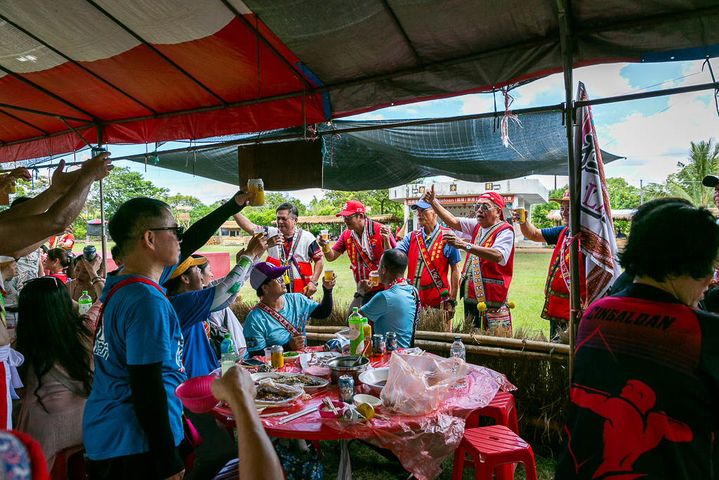 花蓮旅遊景點-2024鳳林鎮吉娜魯岸豐年祭，來感受一下阿美族的熱情與活力吧！一輩子至少該來參加一次的阿美族盛大慶典。（內有飲酒議題未成年請未飲酒） @圍事小哥的幸福相框