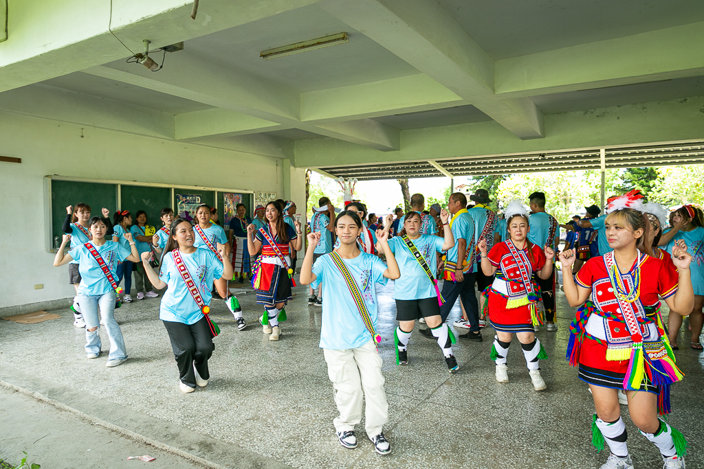 花蓮旅遊景點-2024鳳林鎮吉娜魯岸豐年祭，來感受一下阿美族的熱情與活力吧！一輩子至少該來參加一次的阿美族盛大慶典。（內有飲酒議題未成年請未飲酒） @圍事小哥的幸福相框