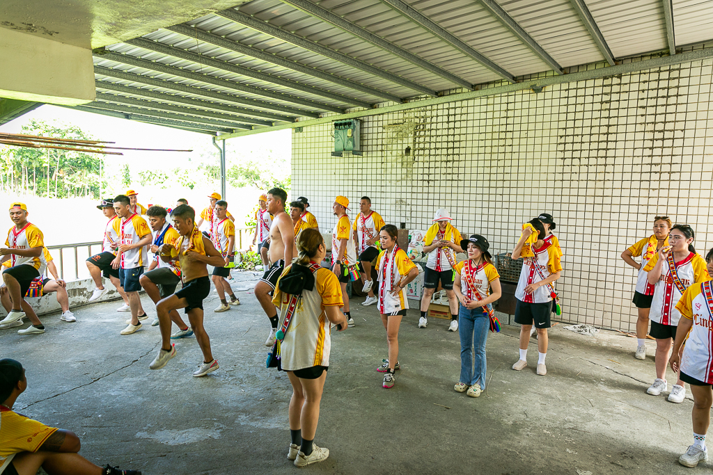 花蓮旅遊景點-2024鳳林鎮吉娜魯岸豐年祭，來感受一下阿美族的熱情與活力吧！一輩子至少該來參加一次的阿美族盛大慶典。（內有飲酒議題未成年請未飲酒） @圍事小哥的幸福相框