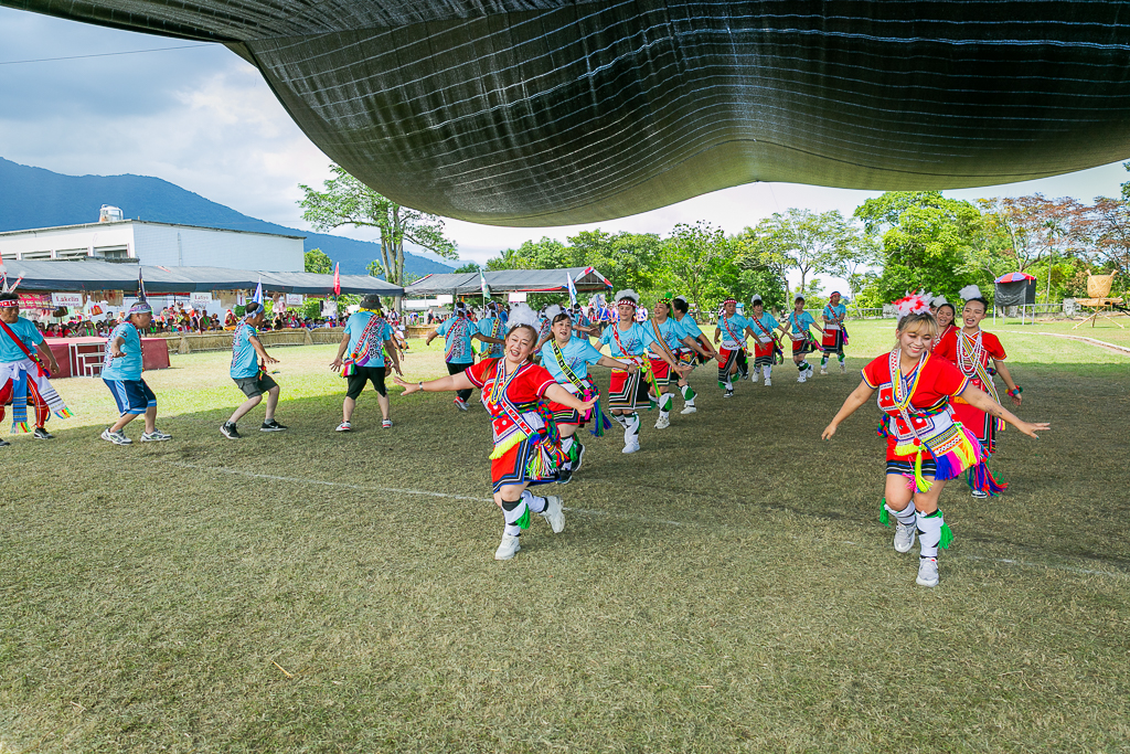 花蓮旅遊景點-2024鳳林鎮吉娜魯岸豐年祭，來感受一下阿美族的熱情與活力吧！一輩子至少該來參加一次的阿美族盛大慶典。（內有飲酒議題未成年請未飲酒） @圍事小哥的幸福相框