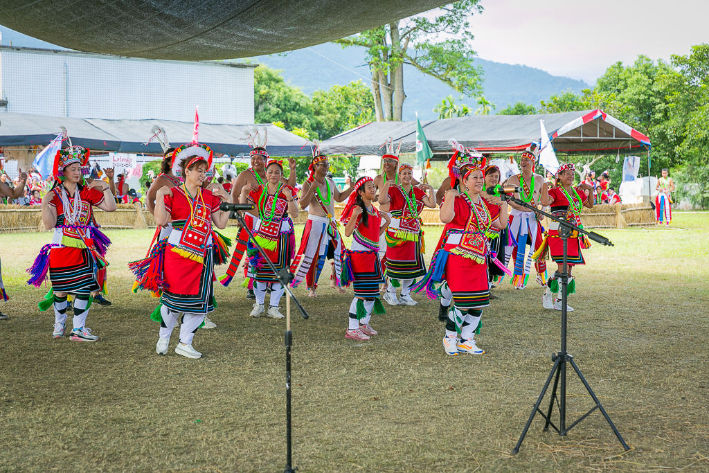 花蓮旅遊景點-2024鳳林鎮吉娜魯岸豐年祭，來感受一下阿美族的熱情與活力吧！一輩子至少該來參加一次的阿美族盛大慶典。（內有飲酒議題未成年請未飲酒） @圍事小哥的幸福相框