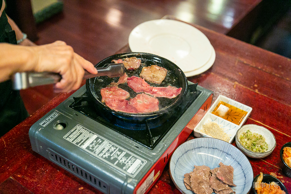 萬華美食推薦-小林英夫日式料理讓你覺得走進自家旁的食堂一樣～自在輕鬆享用美味的日本料理。 @圍事小哥的幸福相框