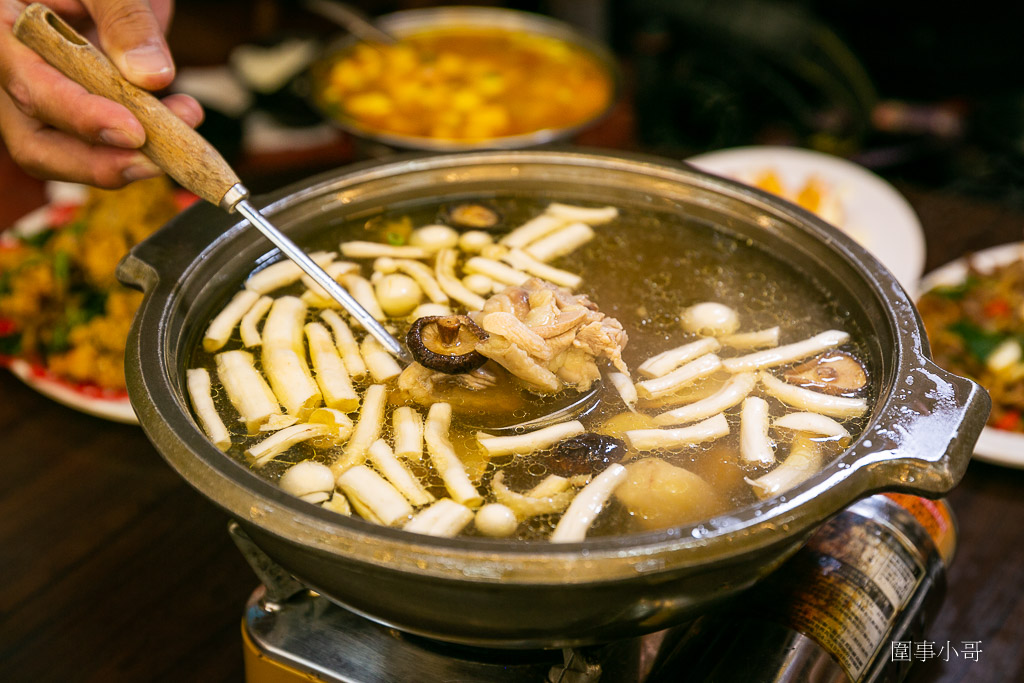 宜蘭美食推薦-宜蘭羅東聚餐首選百滙窯烤雞，各式餐點美味又好吃～窯烤雞建議先預定喔喔！ @圍事小哥的幸福相框