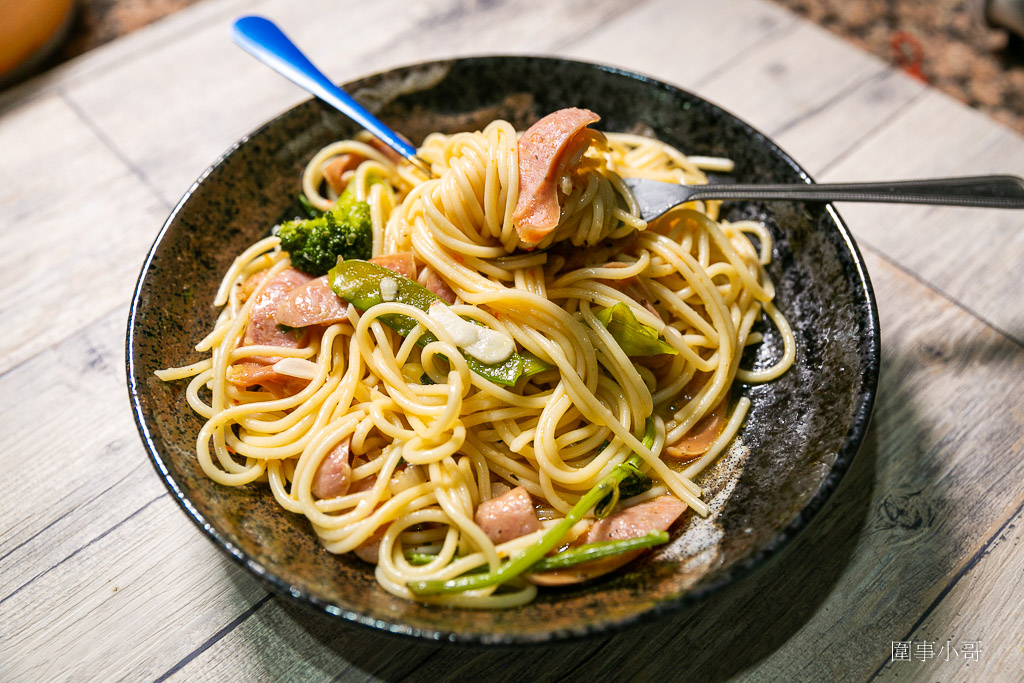 中壢太子鎮美食-Pasta義大利麵&#038;燉飯，滿載美味現作佳餚的義大利麵快餐車在後寮一路這為大家遞送超美味的義大利麵喔喔喔！ @圍事小哥的幸福相框