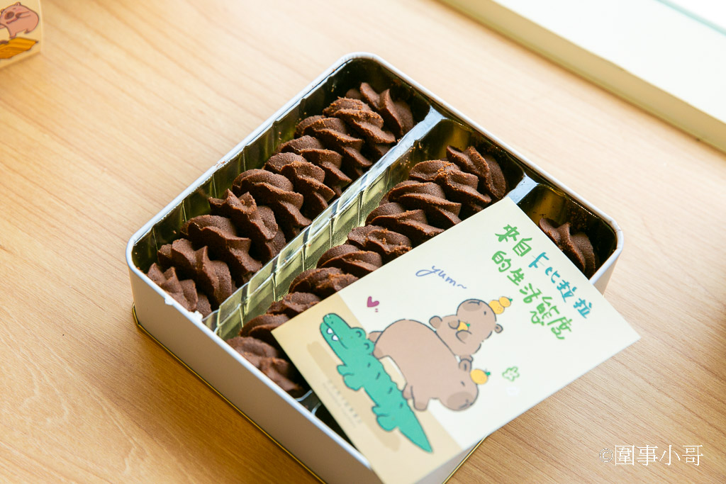 桃園內壢美食景點-卡比拉拉，超萌水豚君們圍繞著各式的手工點心大樹，太可愛了！！！（邀約 @圍事小哥的幸福相框