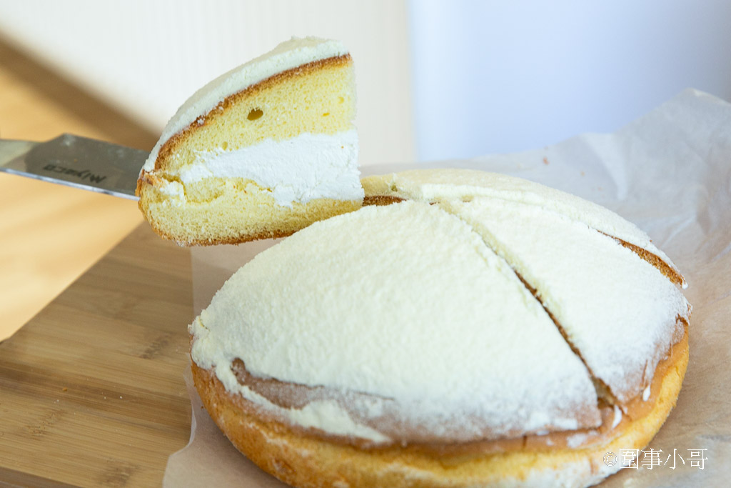 桃園內壢美食景點-卡比拉拉，超萌水豚君們圍繞著各式的手工點心大樹，太可愛了！！！（邀約 @圍事小哥的幸福相框