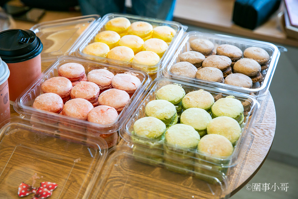 桃園內壢美食景點-卡比拉拉，超萌水豚君們圍繞著各式的手工點心大樹，太可愛了！！！（邀約 @圍事小哥的幸福相框