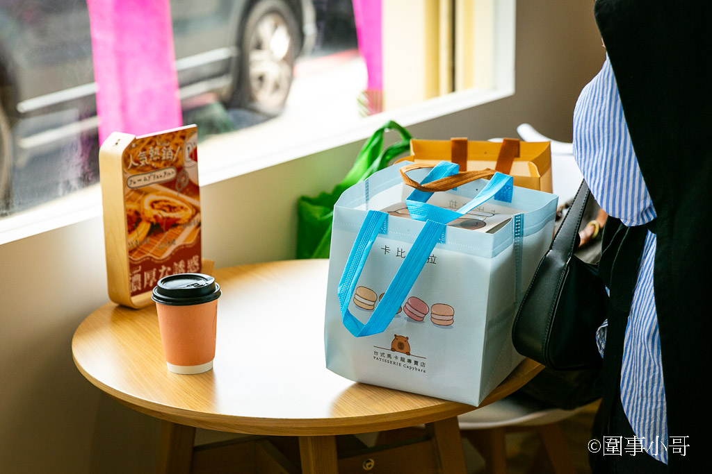 桃園內壢美食景點-卡比拉拉，超萌水豚君們圍繞著各式的手工點心大樹，太可愛了！！！（邀約 @圍事小哥的幸福相框