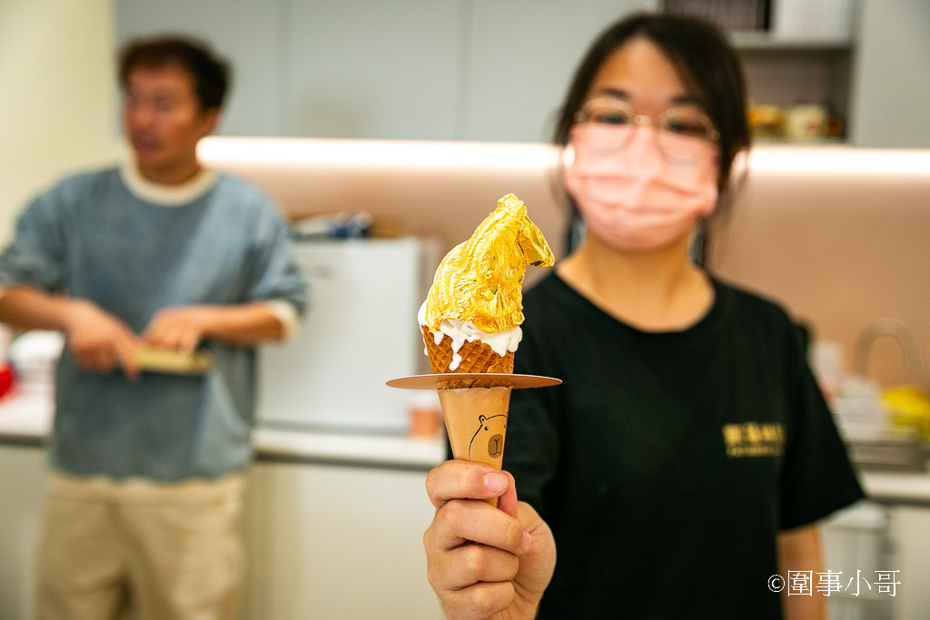 桃園內壢美食景點-卡比拉拉，超萌水豚君們圍繞著各式的手工點心大樹，太可愛了！！！（邀約 @圍事小哥的幸福相框