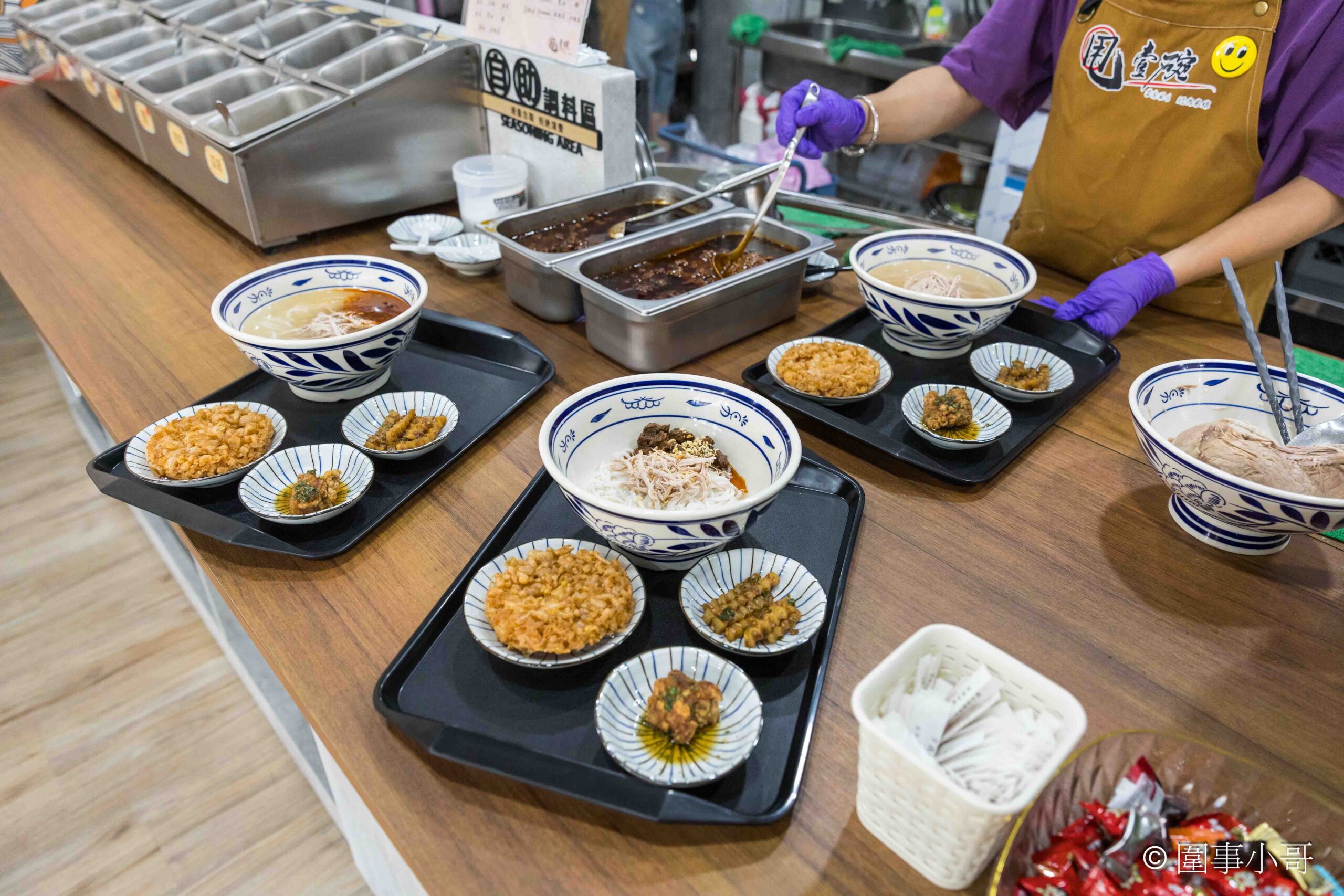 宜蘭羅東美食推薦-甩壹碗雲南米線專賣店，十幾種佐料任你加，老闆記憶裡的雲南米線就要這樣吃才好吃！！！ @圍事小哥的幸福相框