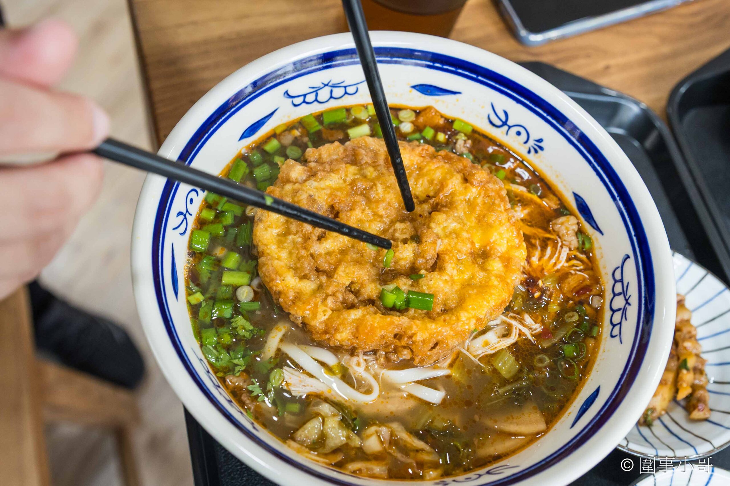 宜蘭羅東美食推薦-甩壹碗雲南米線專賣店，十幾種佐料任你加，老闆記憶裡的雲南米線就要這樣吃才好吃！！！ @圍事小哥的幸福相框