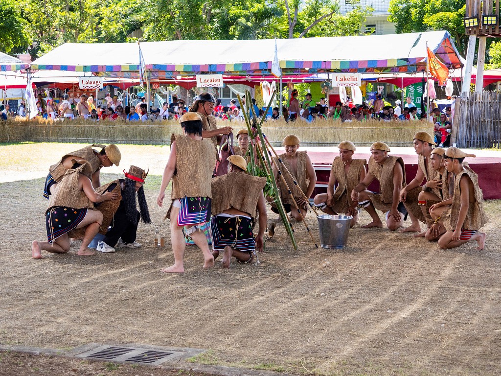 繁花盛開在吉娜魯岸,歡迎來到2025年鳳信部落豐年祭!內有飲酒議題請注意喝酒不開車開車不喝酒! @圍事小哥的幸福相框 繁花盛開在吉娜魯岸,歡迎來到2025年鳳信部落豐年祭!內有飲酒議題請注意喝酒不開車開車不喝酒! @圍事小哥的幸福相框