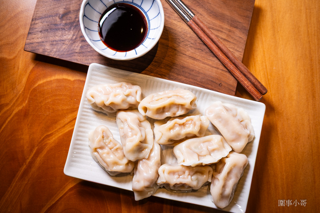 中壢咖啡廳推薦-Mukka cafe-沐卡咖啡，手沖咖啡匠心獨具，咖啡師信手拈來都是讓人回味再三的極品～有自製的美味甜點也有高質感的點心～ @圍事小哥的幸福相框