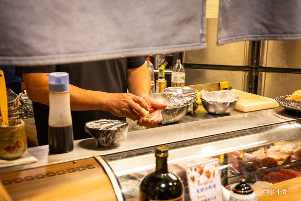 中壢美食推薦-漁師 小料理,有無菜單料理也有單點日料美食,是一個可以讓你放鬆享用各式日式料理的好去處。 @圍事小哥的幸福相框 中壢美食推薦-漁師 小料理,有無菜單料理也有單點日料美食,是一個可以讓你放鬆享用各式日式料理的好去處。 @圍事小哥的幸福相框