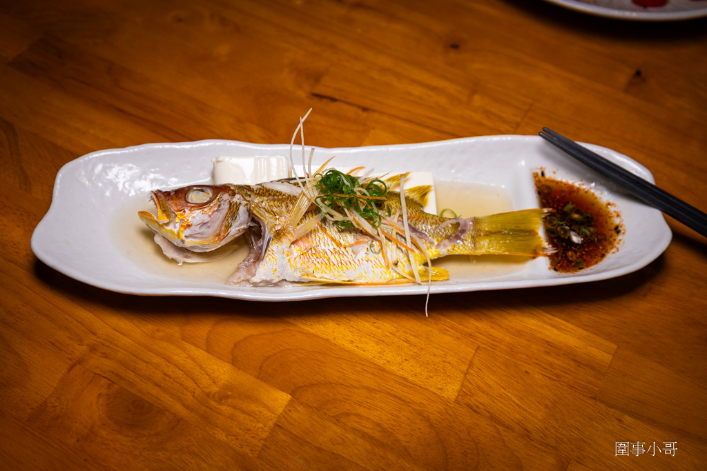 中壢美食推薦-漁師 小料理，有無菜單料理也有單點日料美食，是一個可以讓你放鬆享用各式日式料理的好去處。 @圍事小哥的幸福相框