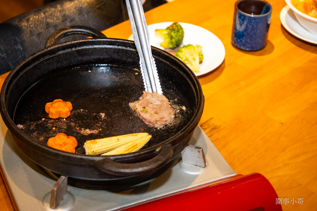 中壢美食推薦-漁師 小料理,有無菜單料理也有單點日料美食,是一個可以讓你放鬆享用各式日式料理的好去處。 @圍事小哥的幸福相框 中壢美食推薦-漁師 小料理,有無菜單料理也有單點日料美食,是一個可以讓你放鬆享用各式日式料理的好去處。 @圍事小哥的幸福相框