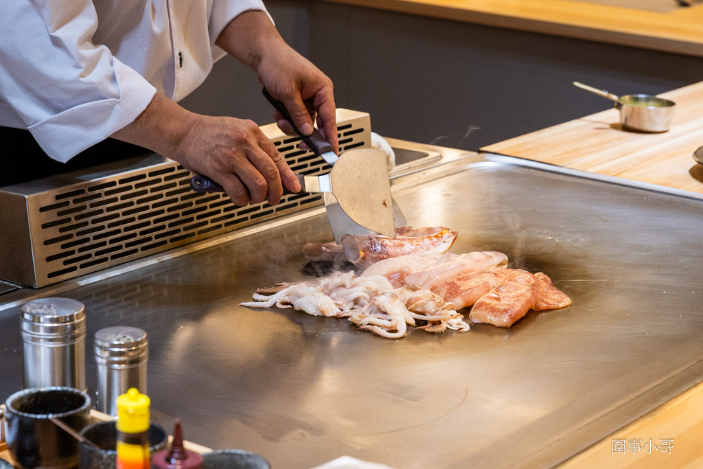 桃園大園青埔美食推薦-海童鐵板料亭,嚴選的食材遇上身懷絕技的主廚,一道道美味的鐵板料理讓人心滿意足。 @圍事小哥的幸福相框 桃園大園青埔美食推薦-海童鐵板料亭,嚴選的食材遇上身懷絕技的主廚,一道道美味的鐵板料理讓人心滿意足。 @圍事小哥的幸福相框
