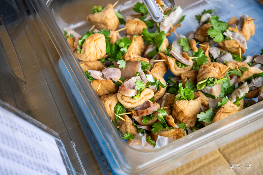 宜蘭傳統小吃推薦-復元行季節限定一串心!口味多樣搭配特製沾醬好吃到停不下來啦,美味的大腸包香腸加蘋果泡菜也讓人口水直流。 @圍事小哥的幸福相框 宜蘭傳統小吃推薦-復元行季節限定一串心!口味多樣搭配特製沾醬好吃到停不下來啦,美味的大腸包香腸加蘋果泡菜也讓人口水直流。 @圍事小哥的幸福相框