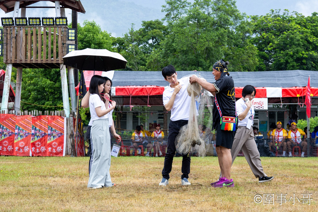 花蓮鳳林阿美族豐年祭,2026吉娜魯岸部落的夏天,歡迎來我們的豐年祭走走看看~(內有飲酒議題,飲酒過量有害健康) @圍事小哥的幸福相框 花蓮鳳林阿美族豐年祭,2026吉娜魯岸部落的夏天,歡迎來我們的豐年祭走走看看~(內有飲酒議題,飲酒過量有害健康) @圍事小哥的幸福相框